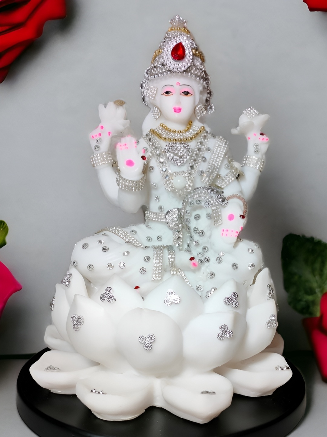 

SANKALAN CREATIONS White Laxmi Medium Showpiece