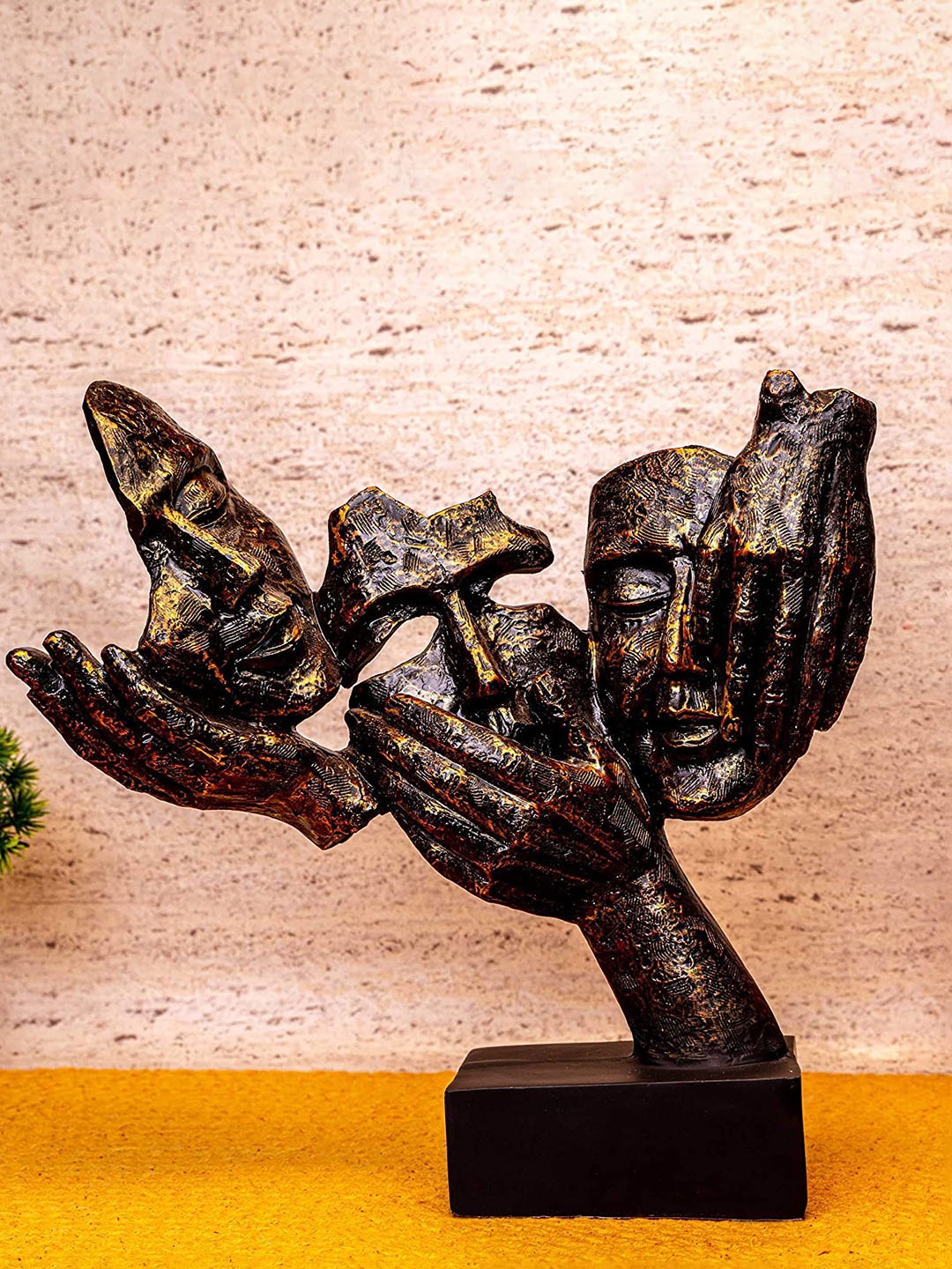 

SANKALAN CREATIONS Black & Gold-Toned Human Face Showpiece