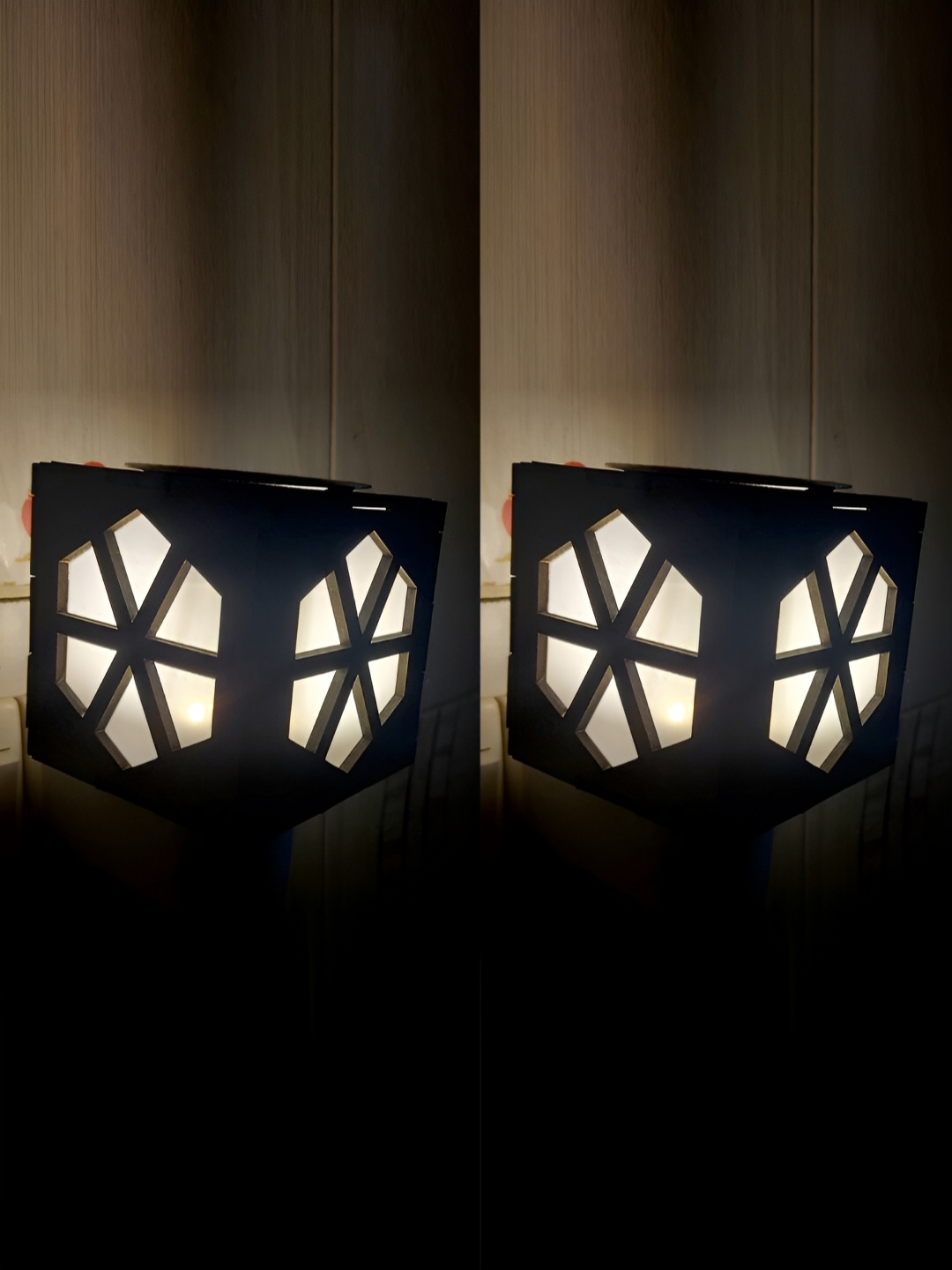 

Gojeeva Brown Wooden Camphor Diffuser With Switch And Lamp