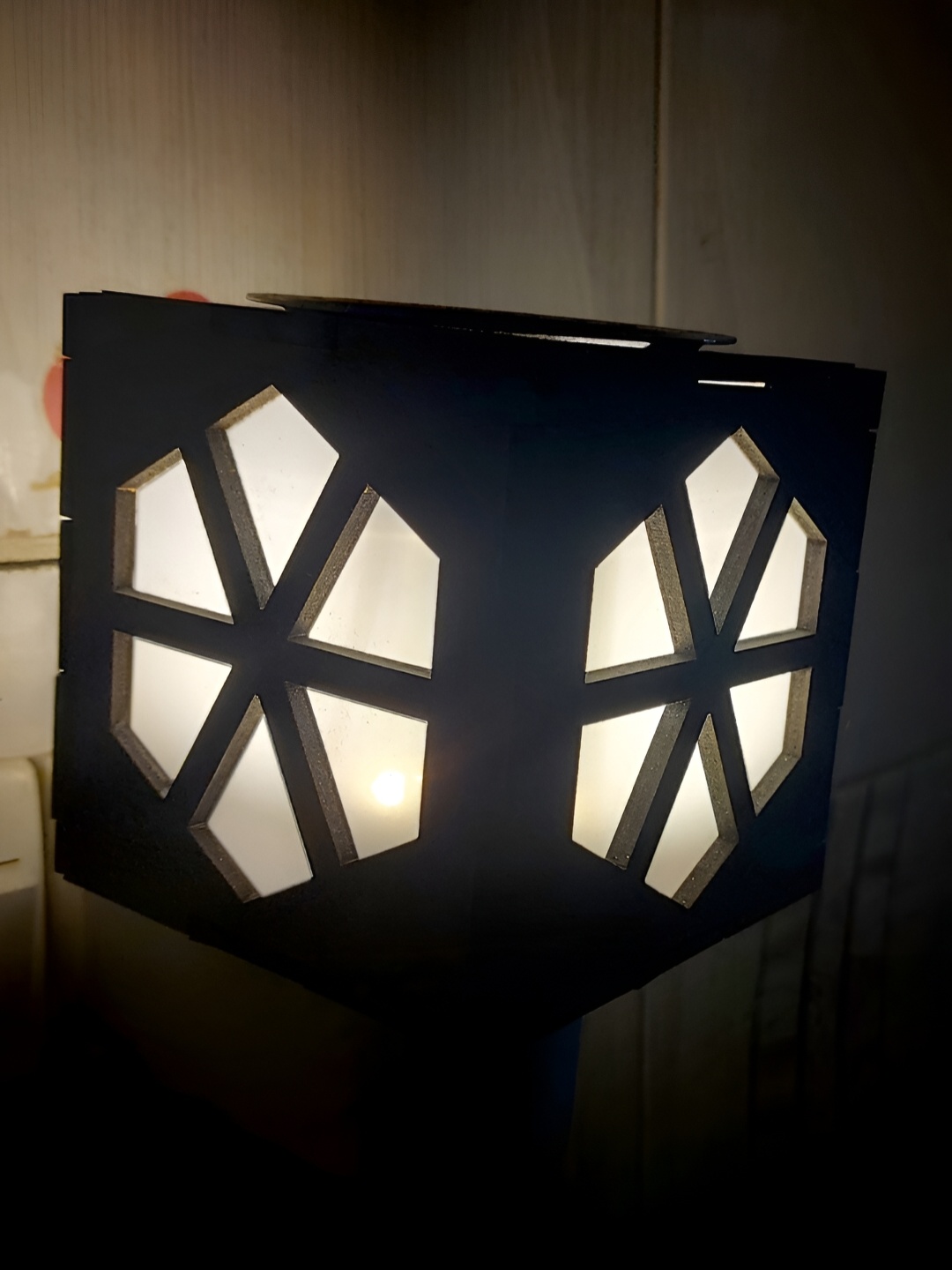 

Gojeeva Brown Glass Camphor Diffuser With Switch And Lamp