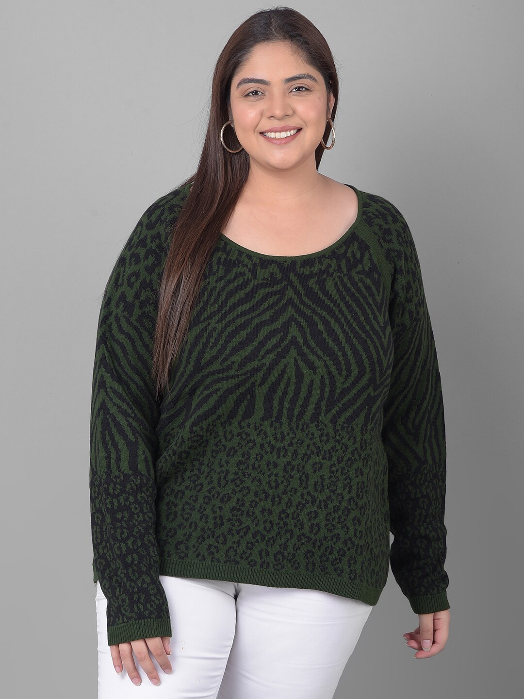 

Club York Plus Size Geometric Printed Acrylic Pullover, Olive