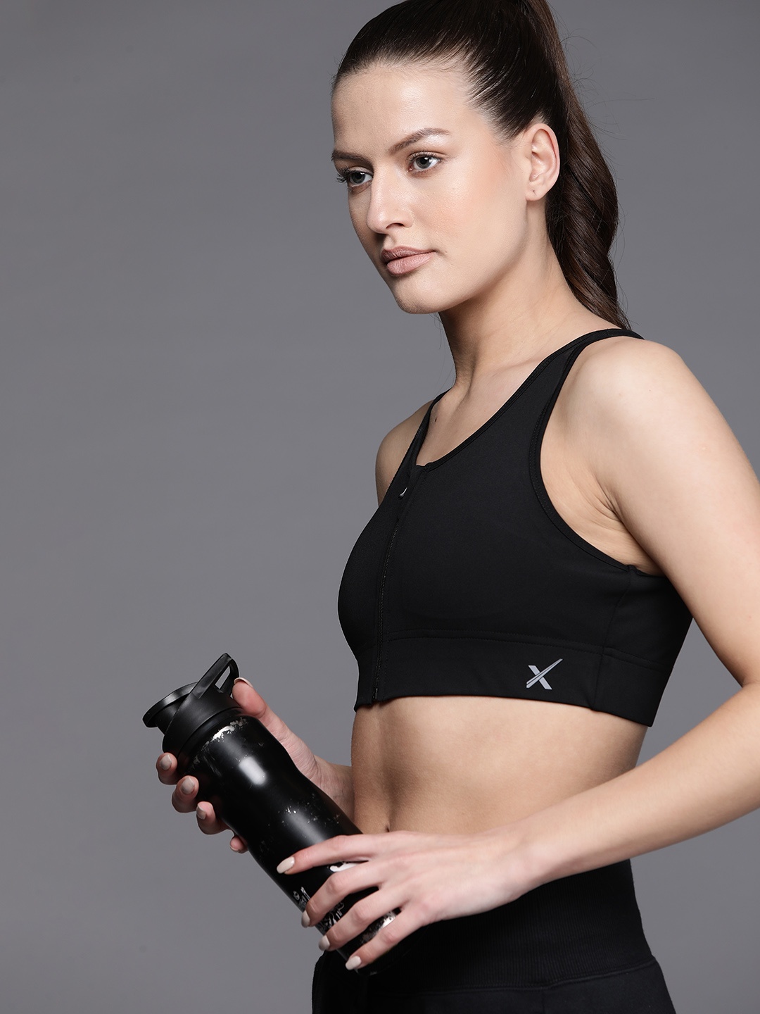 

HRX by Hrithik Roshan Solid Full Coverage Non Padded Workout Bra, Black