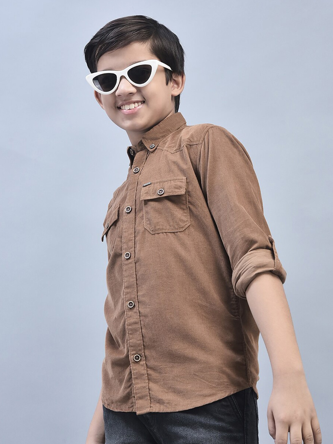 

Crimsoune Club Boys Classic Slim Fit Button-Down Collar Casual Shirt, Brown