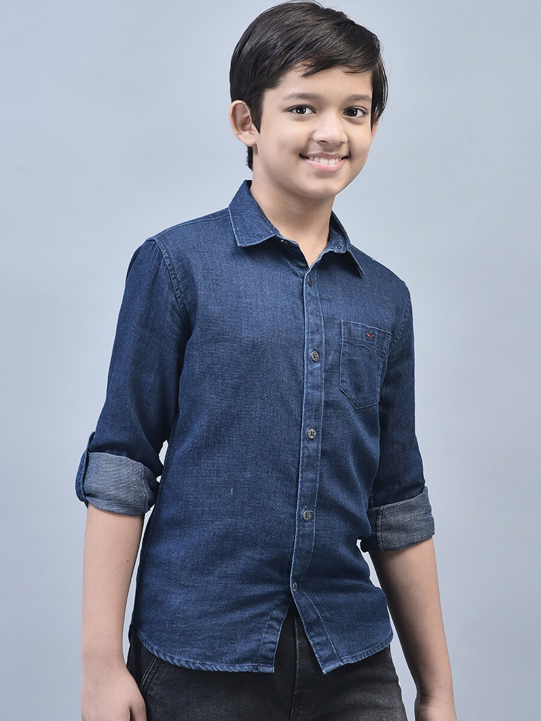 

Crimsoune Club Boys Classic Slim Fit Roll Up Sleeves Pure Cotton Casual Shirt, Navy blue