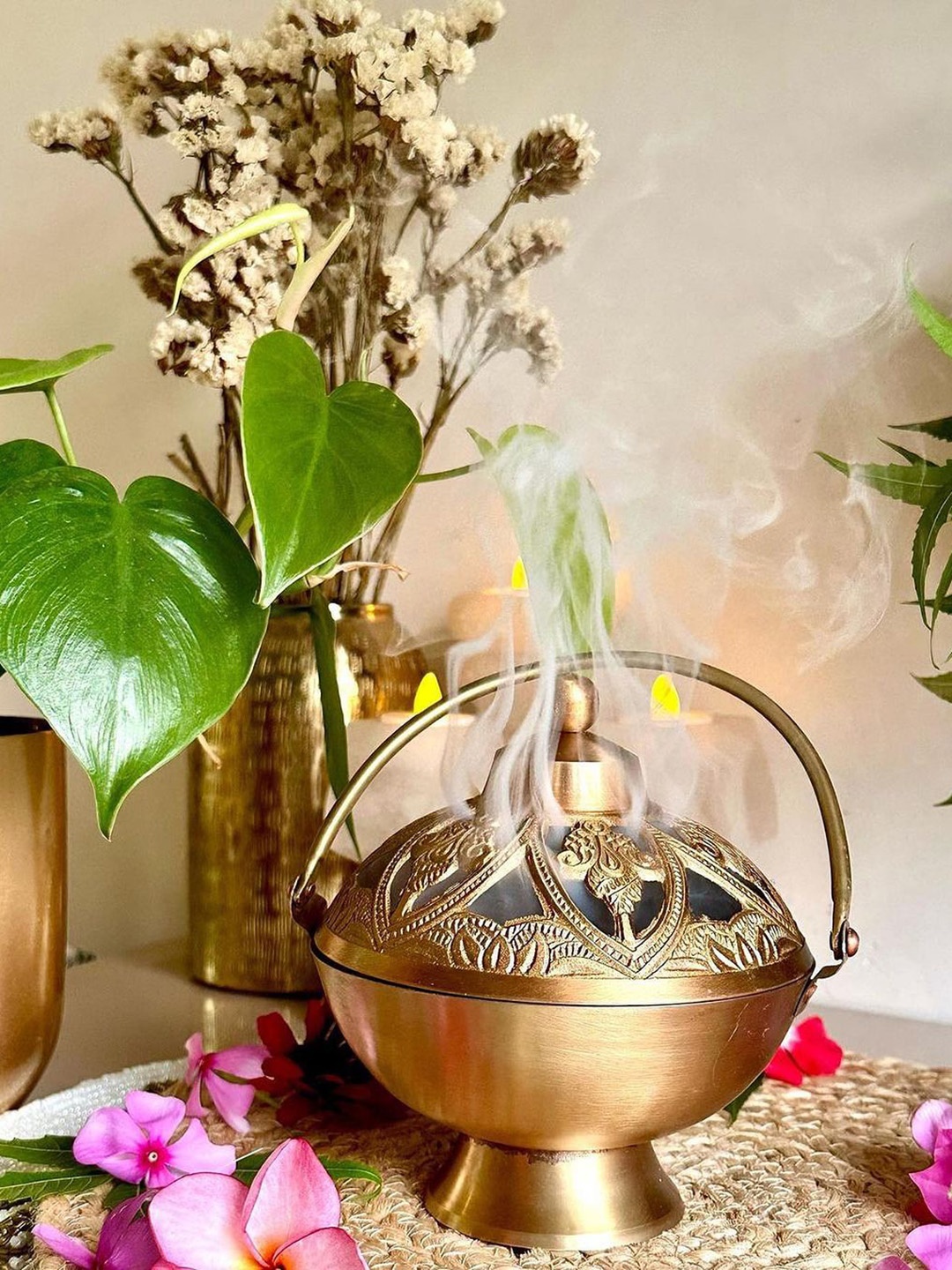 

PujaNPujari Brown Textured Dhoop Dani Holder