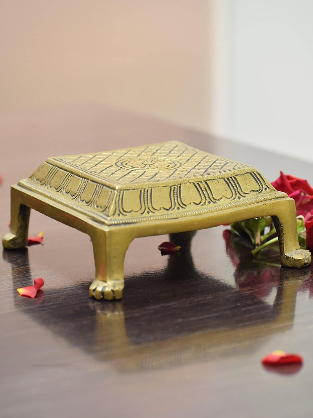 

PujaNPujari Brown Textured Square Pooja Chowki