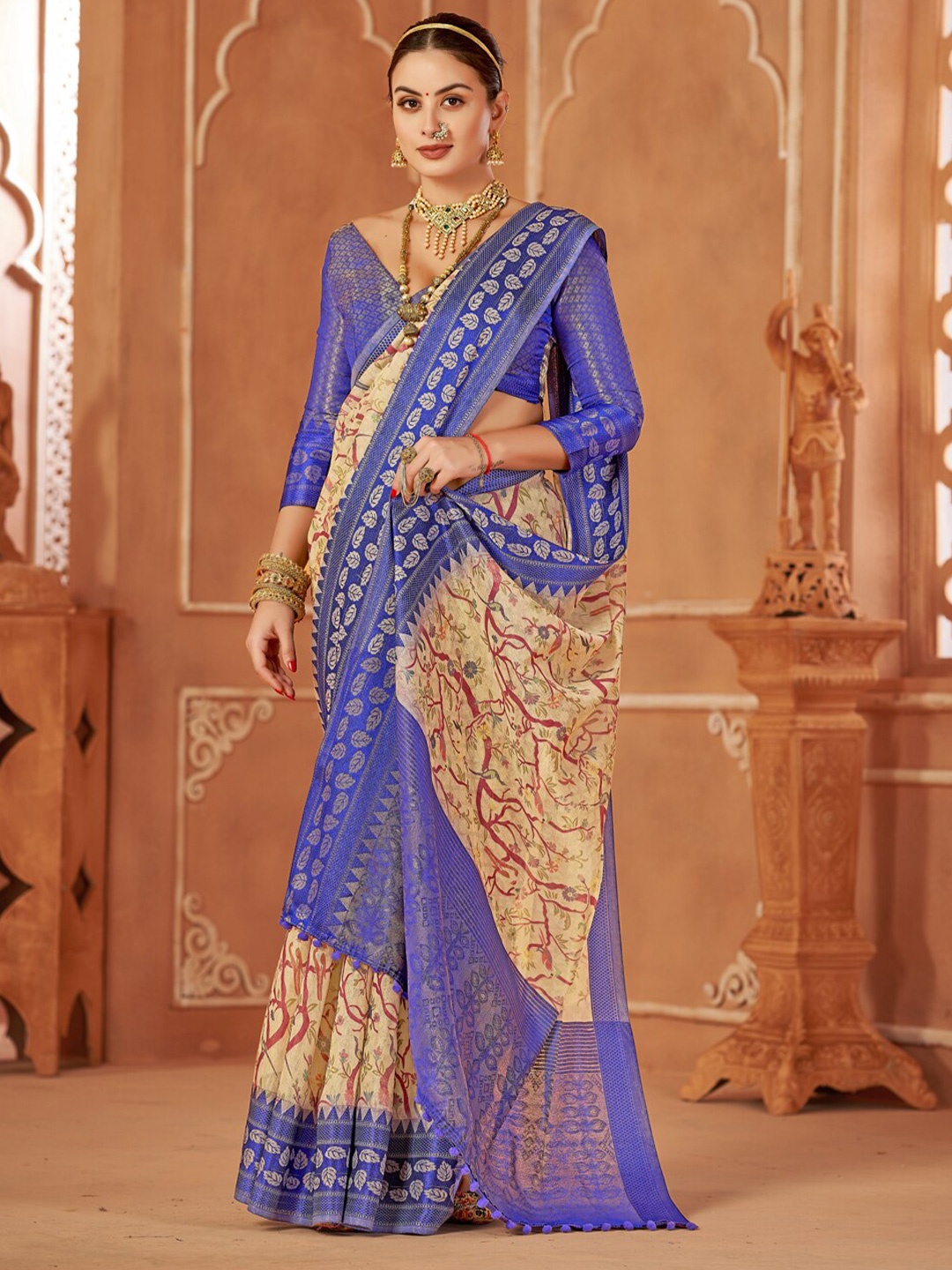 

Mitera Cream & Maroon Floral Printed Zari Pure Silk Saree
