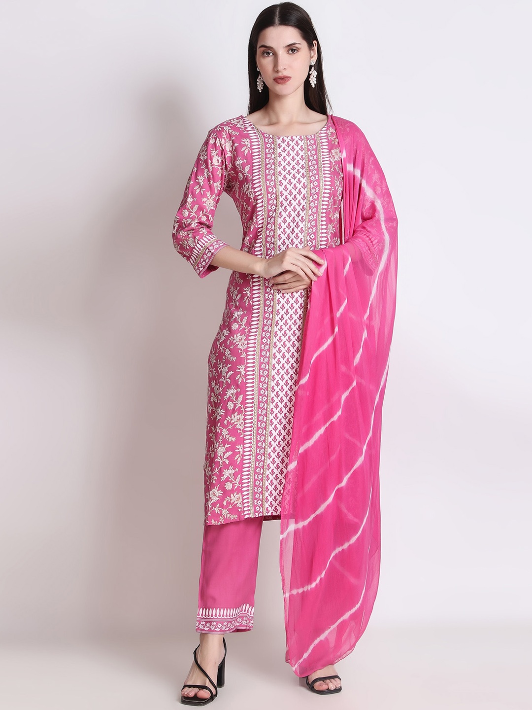 

Ichaa Ethnic Motifs Printed Straight Kurta With Trousers & Dupatta, Pink