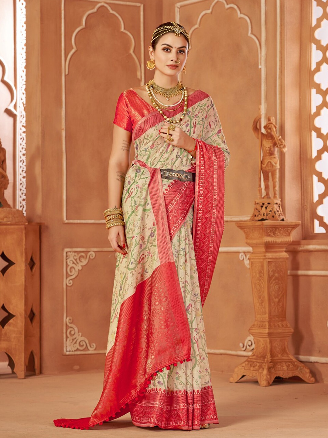 

VILLAGIUS Ethnic Motifs Printed Zari Pure Silk Saree, Beige