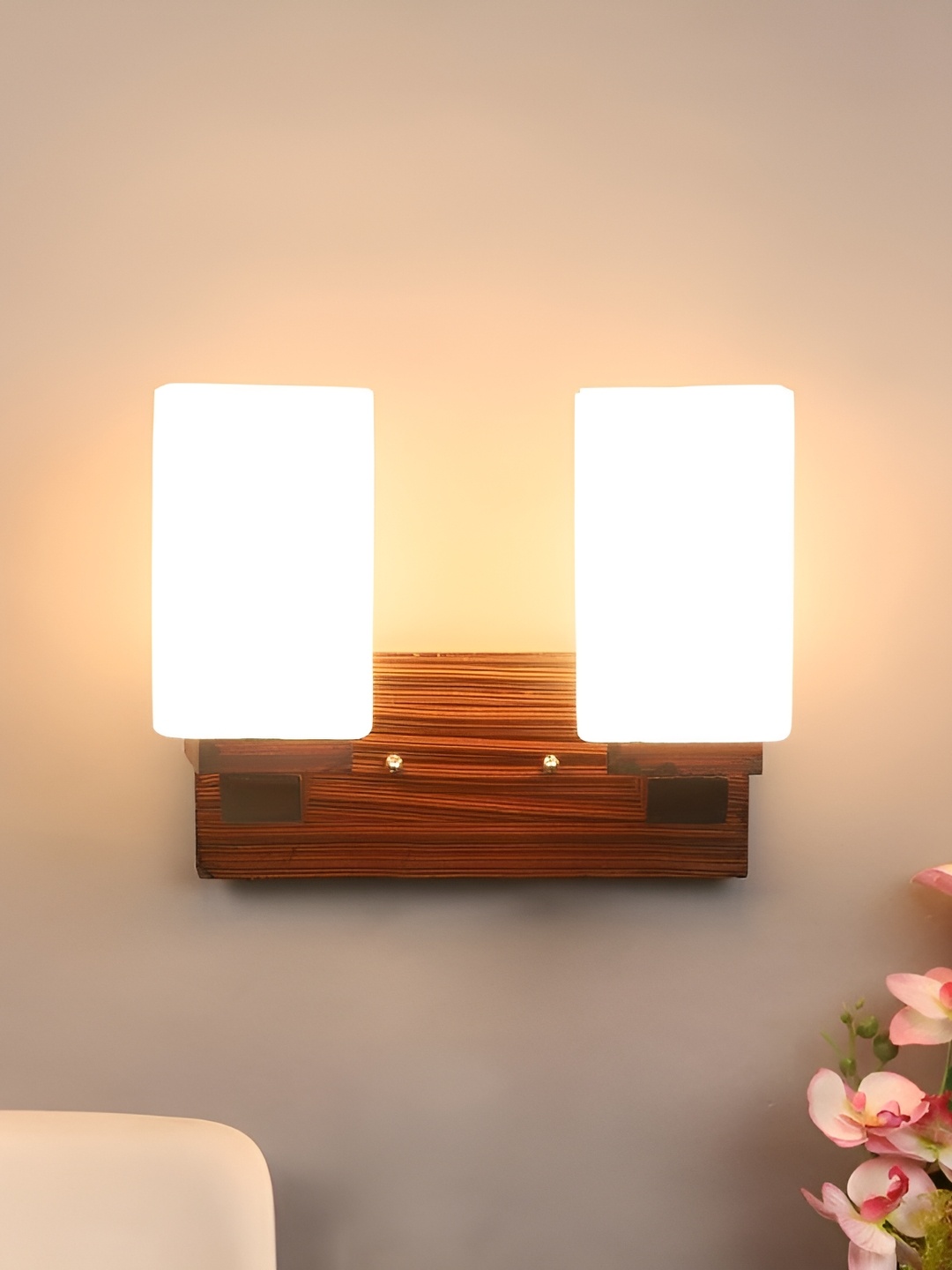 

ELIANTE Brown Wooden Contemporary Cylinder Shaped Wall Lamp