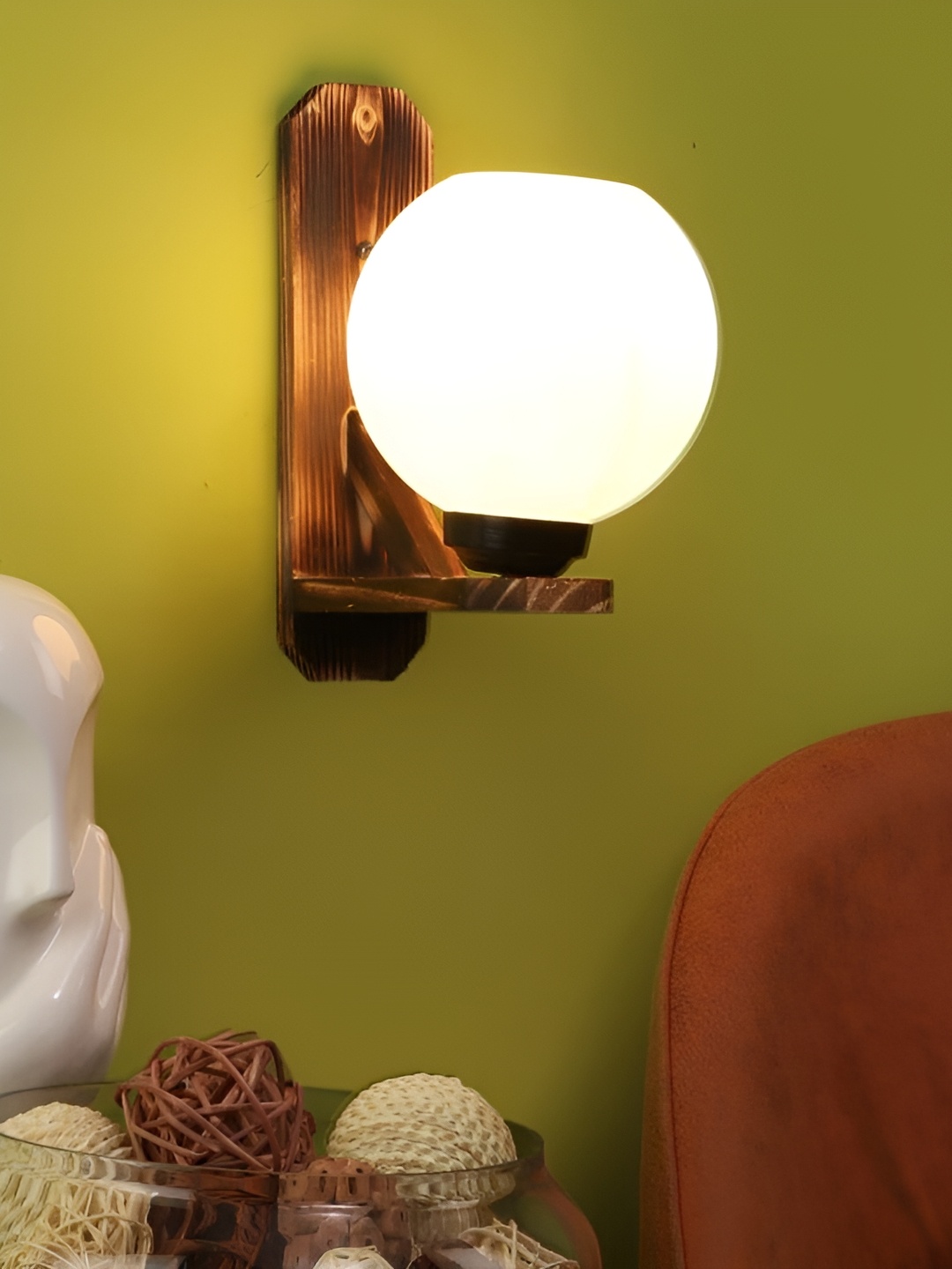 

ELIANTE Brown Wooden Contemporary Spherical Shaped Wall Lamp