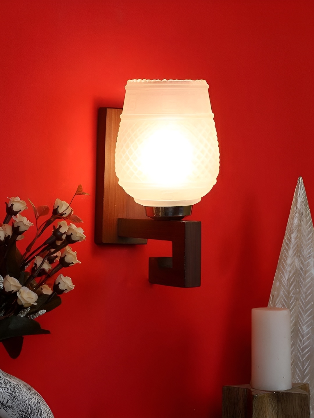 

ELIANTE Brown Wood Contemporary Cylinder Shaped Wall Lamp