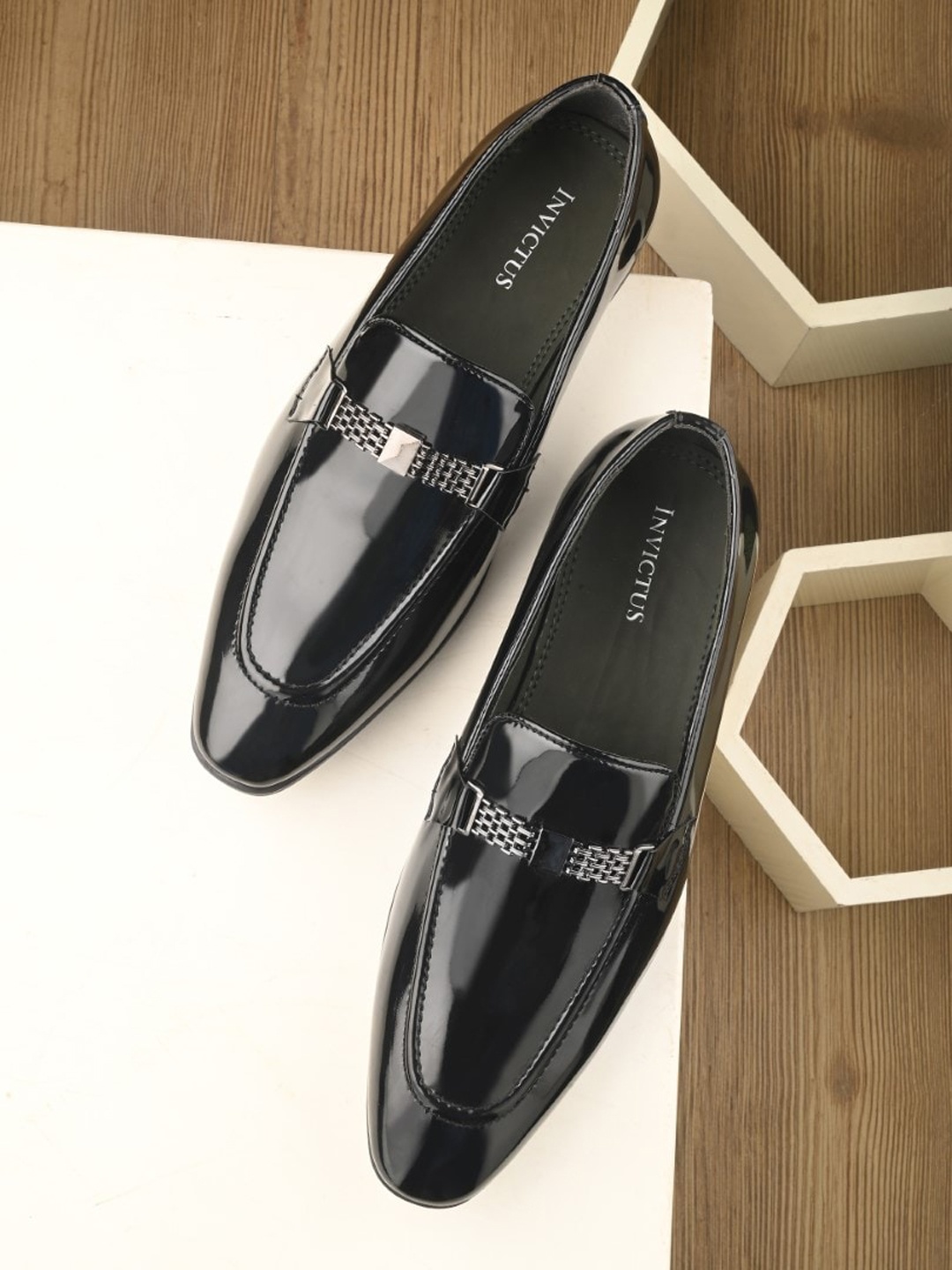 

INVICTUS Men Formal Horsebit Loafers, Black