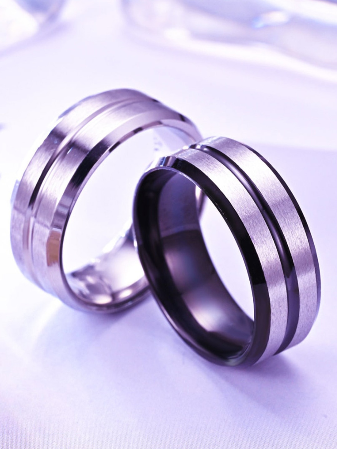 

WROGN Men Eclipse Band Finger Ring, Silver