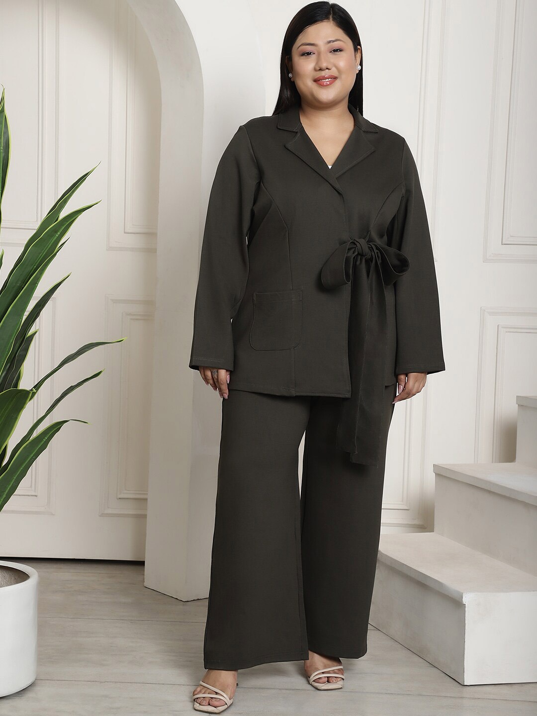 

theRebelinme Plus Size Notched Lapel Collar Coat With Trousers, Olive