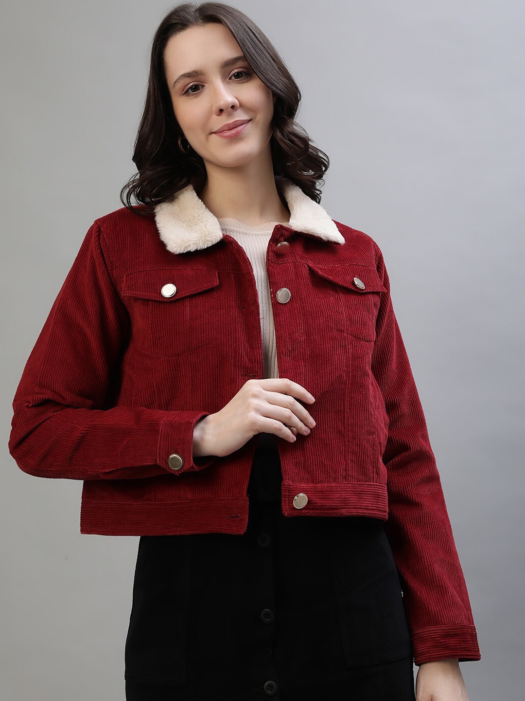 

Iconic Spread Collar Crop Tailored Jacket, Red