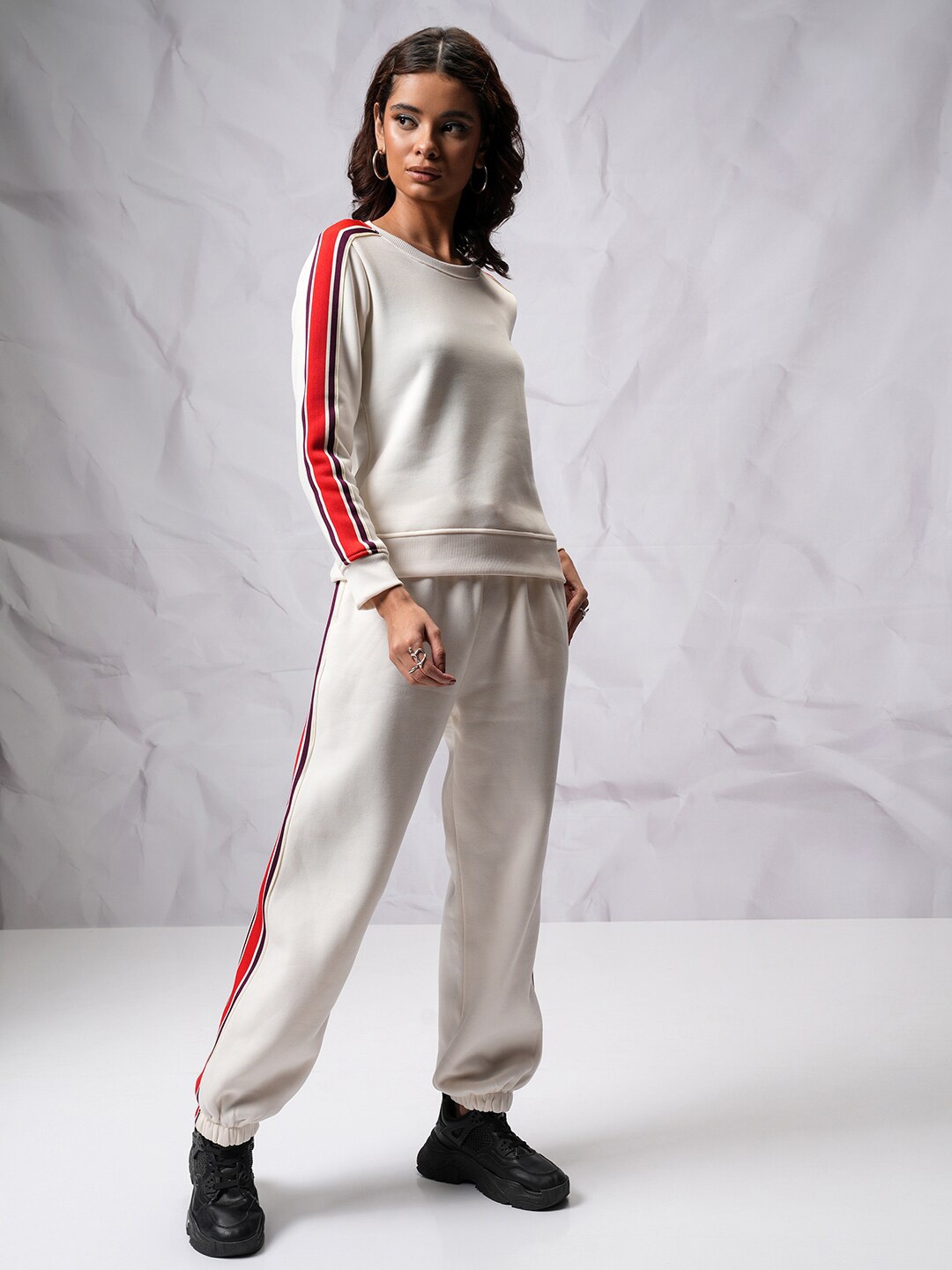 

Tokyo Talkies Self Design Sweatshirt & Joggers, White