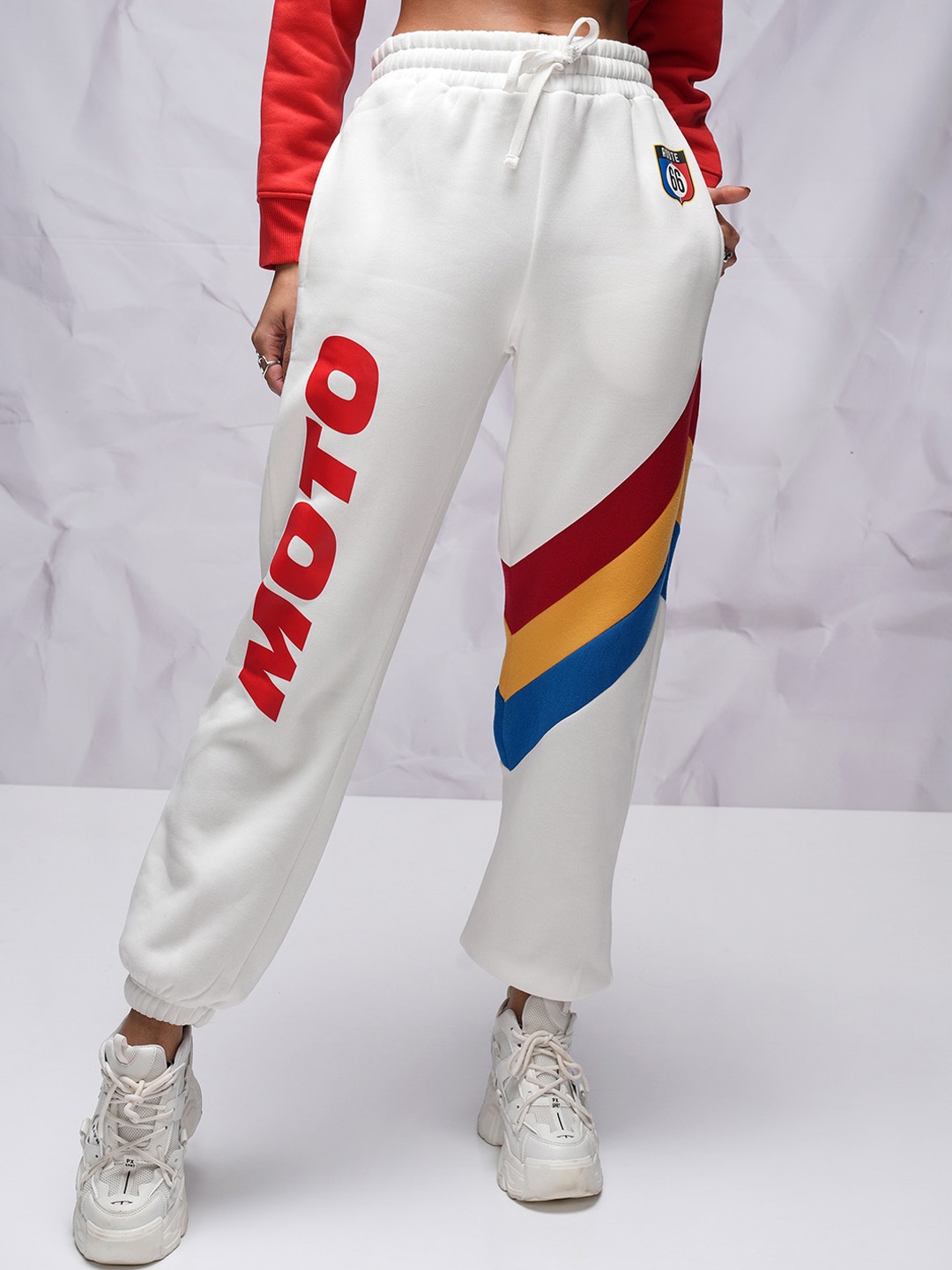 

Tokyo Talkies Women White Relaxed Fit High-Rise Typography Printed Joggers