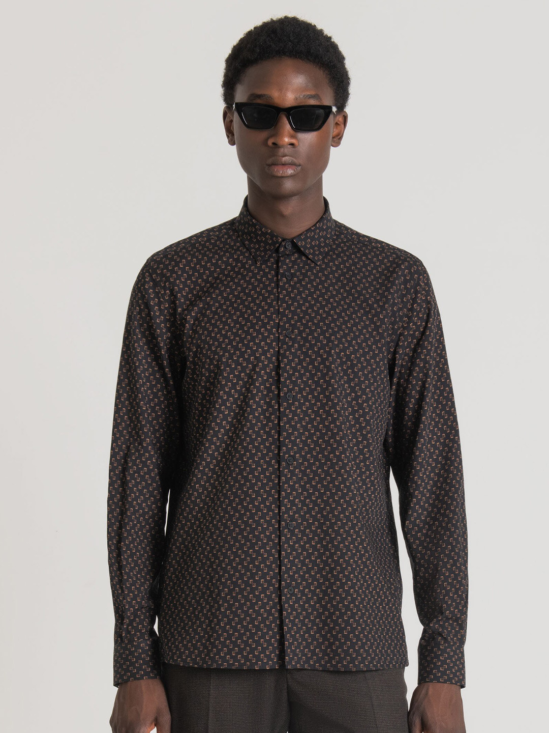 

Antony Morato Micro Ditsy Printed Spread Collar Casual Shirt, Black