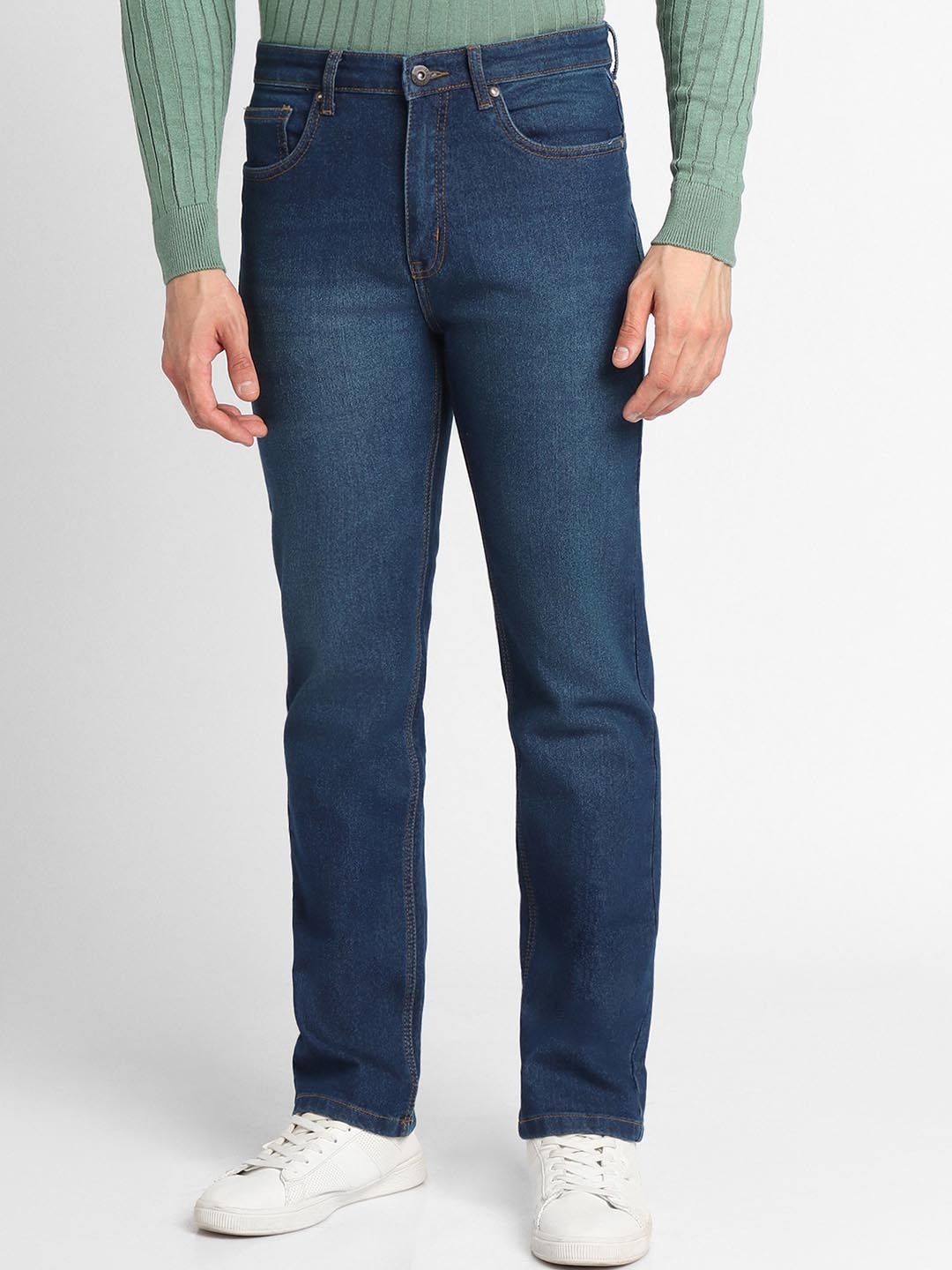 

FOREVER 21 Men Slim Fit Clean Look Light Fade Jeans, Blue