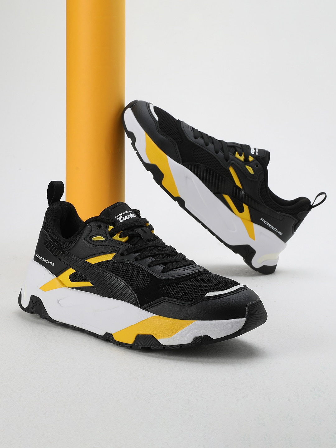 

PUMA Motorsport Unisex Porsche Legacy Trinity Sneakers, Black