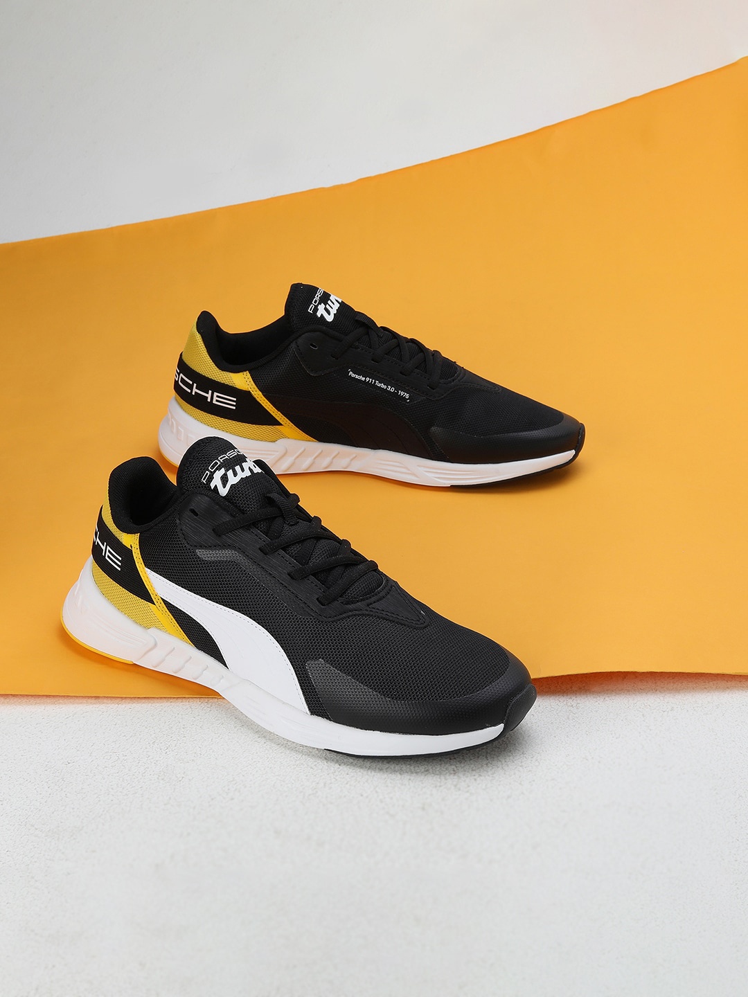 

PUMA Motorsport Unisex Porsche Legacy Tiburion Logo Sneakers, Black