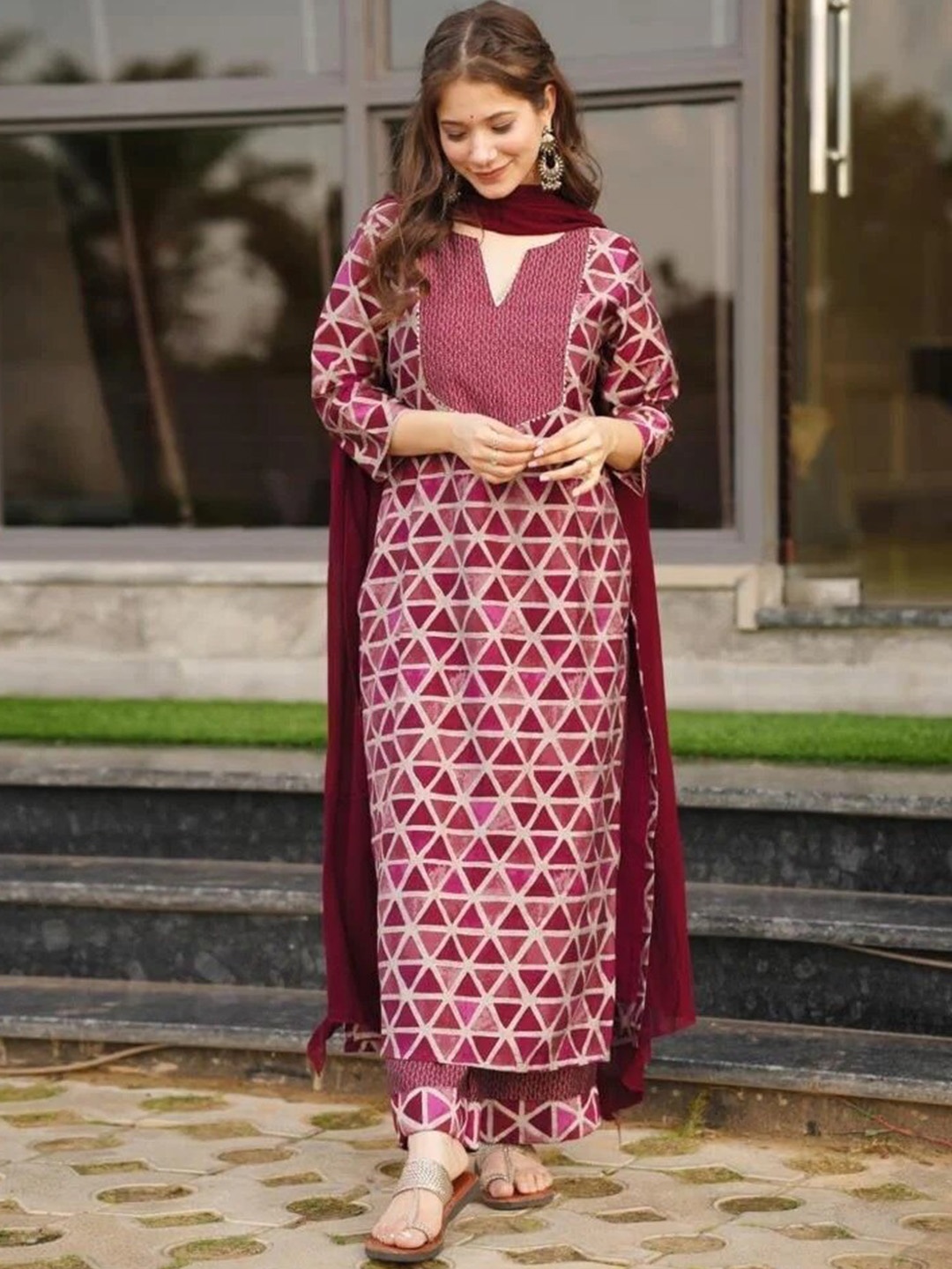 

Twika Geometric Printed Regular Gotta Patti Kurta With Trousers & Dupatta, Maroon