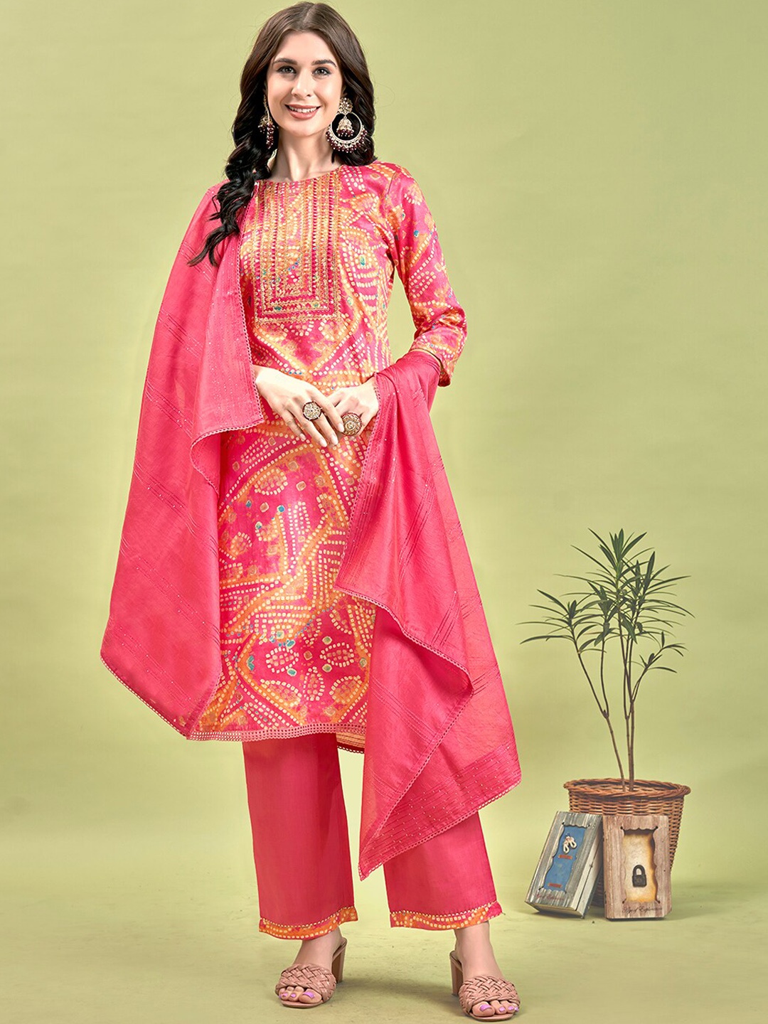 

Anouk Bandhani Embroidered Regular Kurta with Palazzos & With Dupatta, Pink