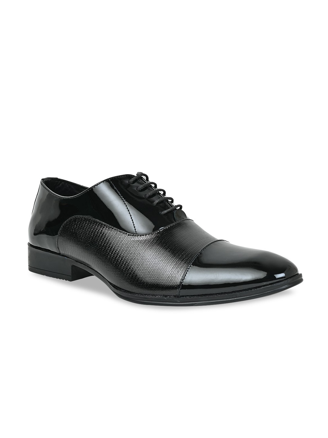 

Regal Men Textured Leather Formal Oxfords, Black