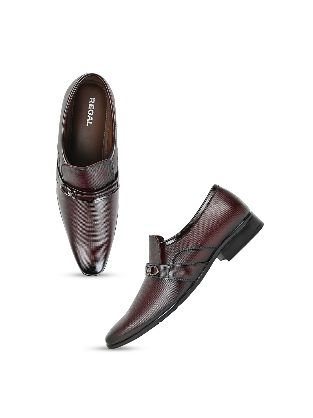 

Regal Men Textured Leather Formal Loafers, Maroon