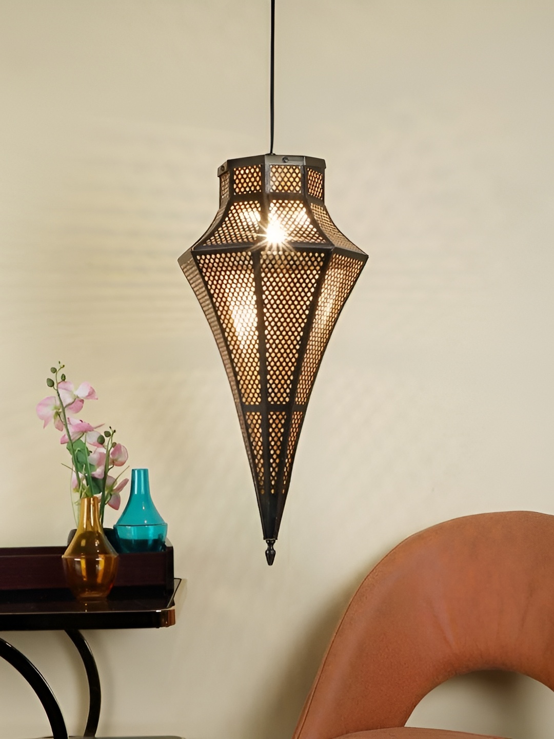 

ELIANTE Black Textured Abstract Shaped Contemporary Iron Ceiling Lamp With Adjustable Cord
