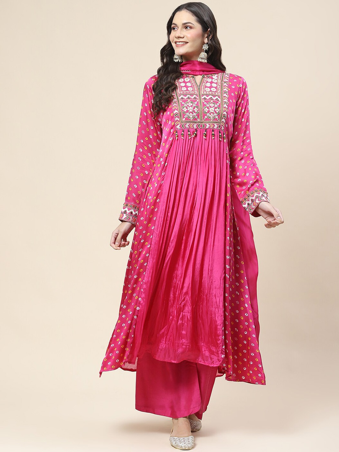 

Meena Bazaar Bandhani Printed Thread Work Empire Kurta With Trousers & Dupatta, Pink