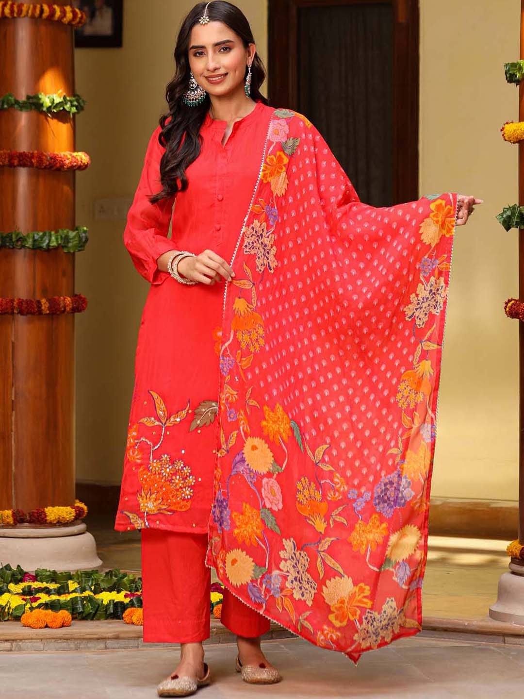 

Meena Bazaar Floral Embroidered Sequinned Straight Kurta With Trousers & Dupatta, Coral