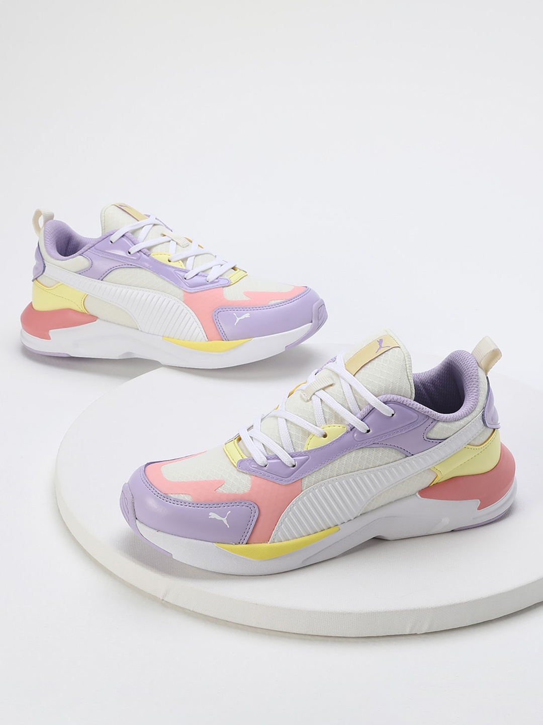 

Puma Women X-Ray Fluido Sneakers, White