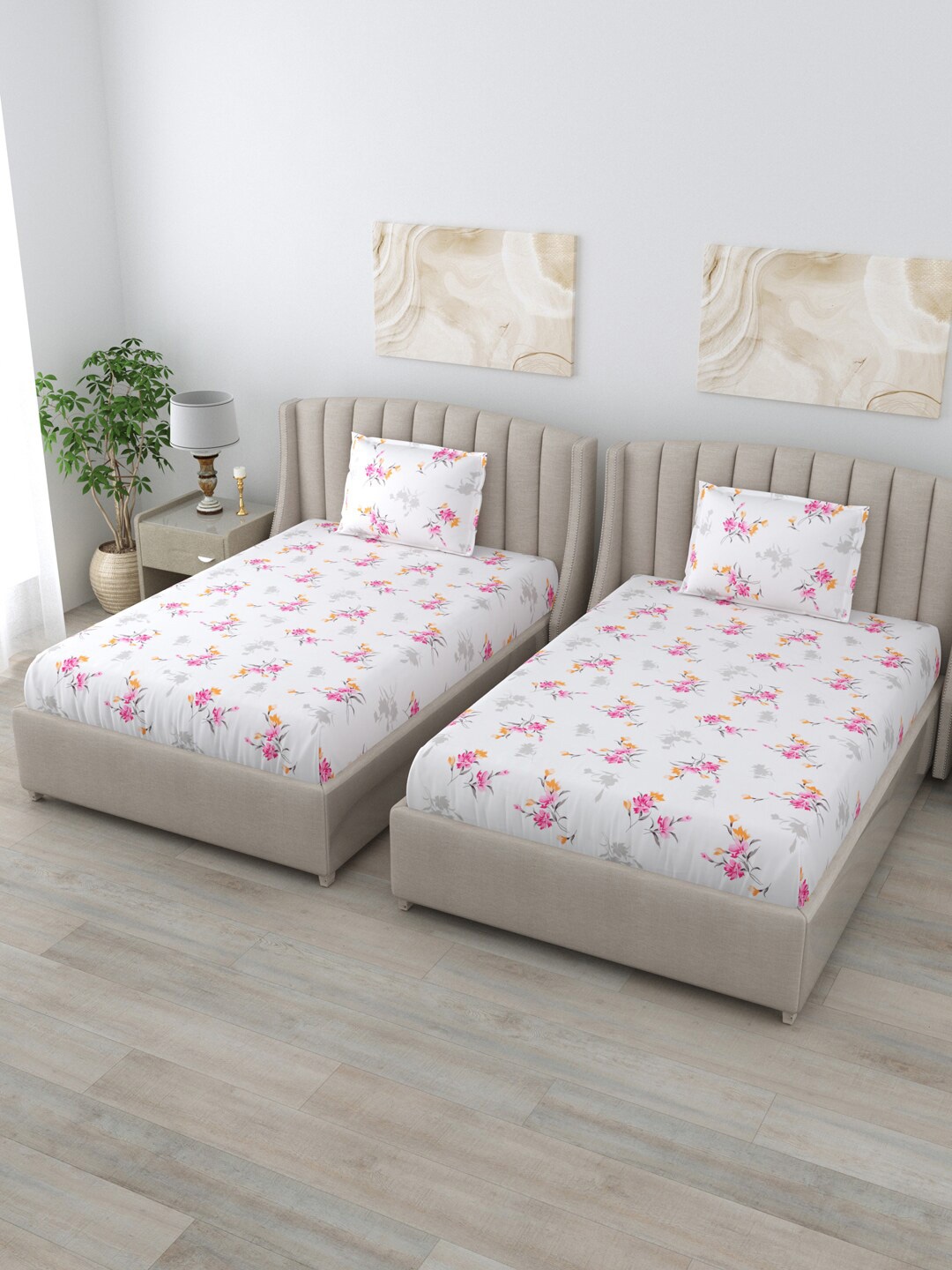 

BOMBAY DYEING Pink and White Floral 180 TC 2 Single Bedsheets with 2 Pillow Covers