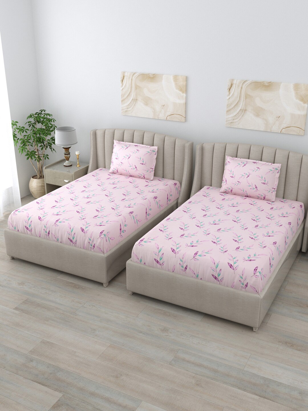 

BOMBAY DYEING Vintage Pink Floral Cotton 180 TC 2 Single Bedsheet with 2 Pillow Covers