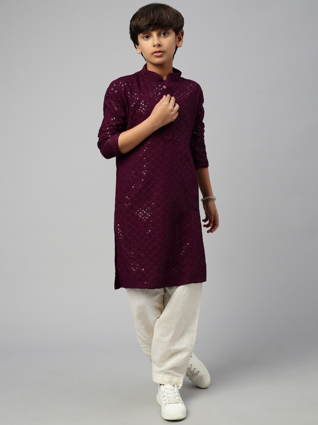 

Sangria Boys Embellished Chikankari Pure Cotton Kurta, Purple
