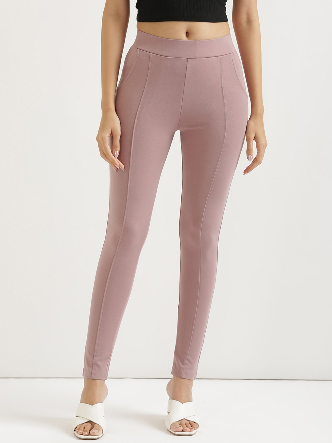 

SAADAA Women Skinny Fit High-Rise Trousers, Rose