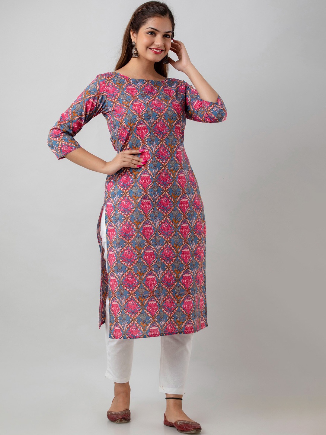 

BAESD Floral Printed Pure Cotton Straight Kurta, Pink