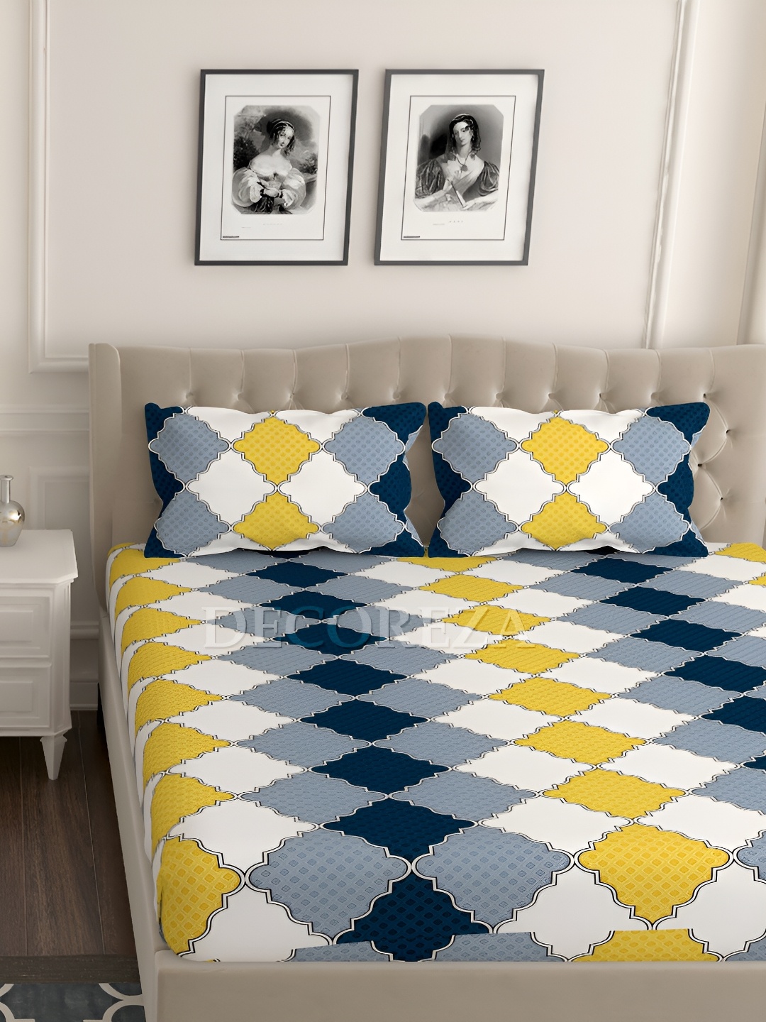 

DECOREZA White & Yellow Geometric Cotton 240 TC Super King Bedsheet & 2 Pillow Covers