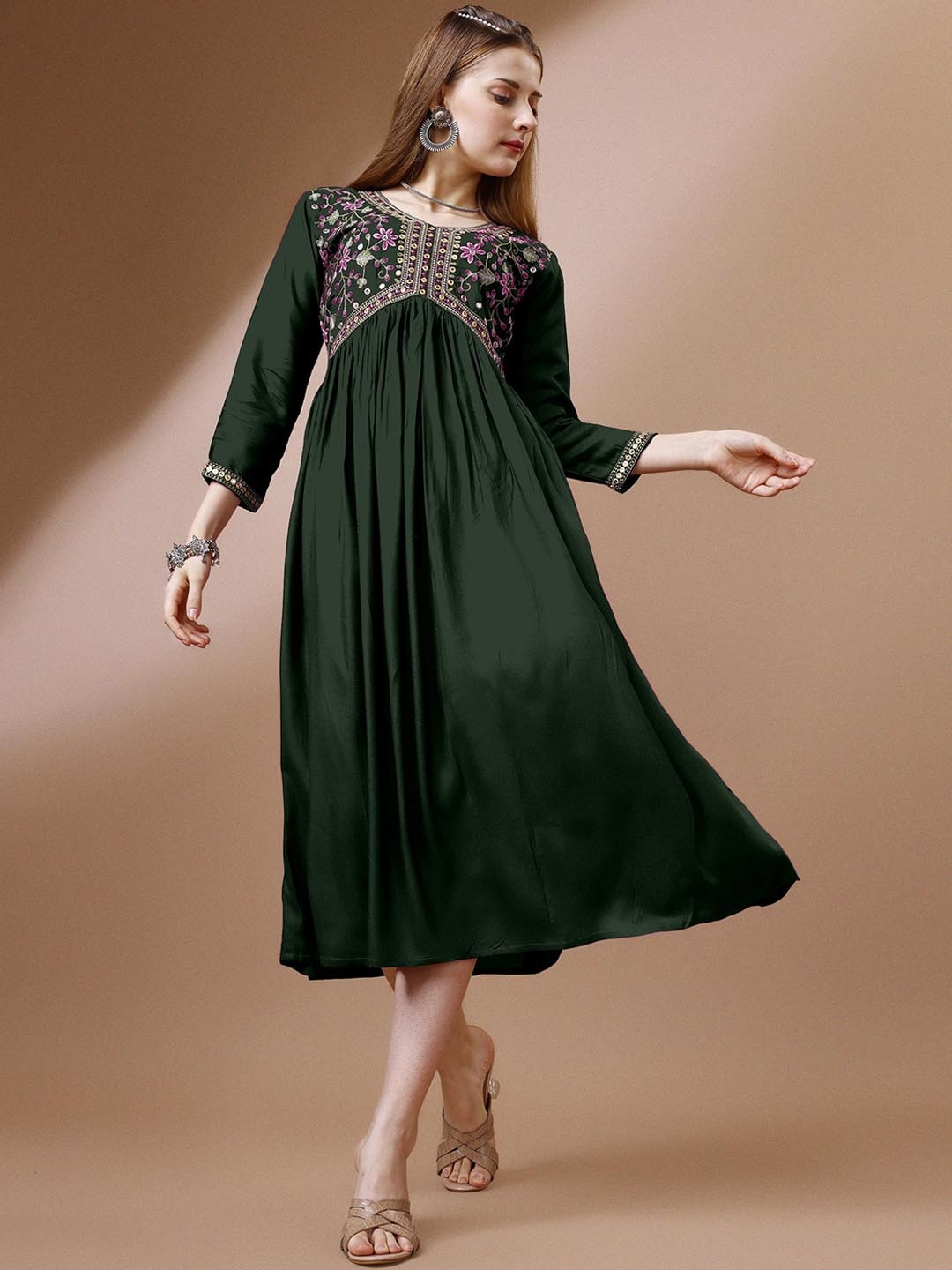 

FabFairy Floral Embroidered Empire Ethnic Dresses, Green