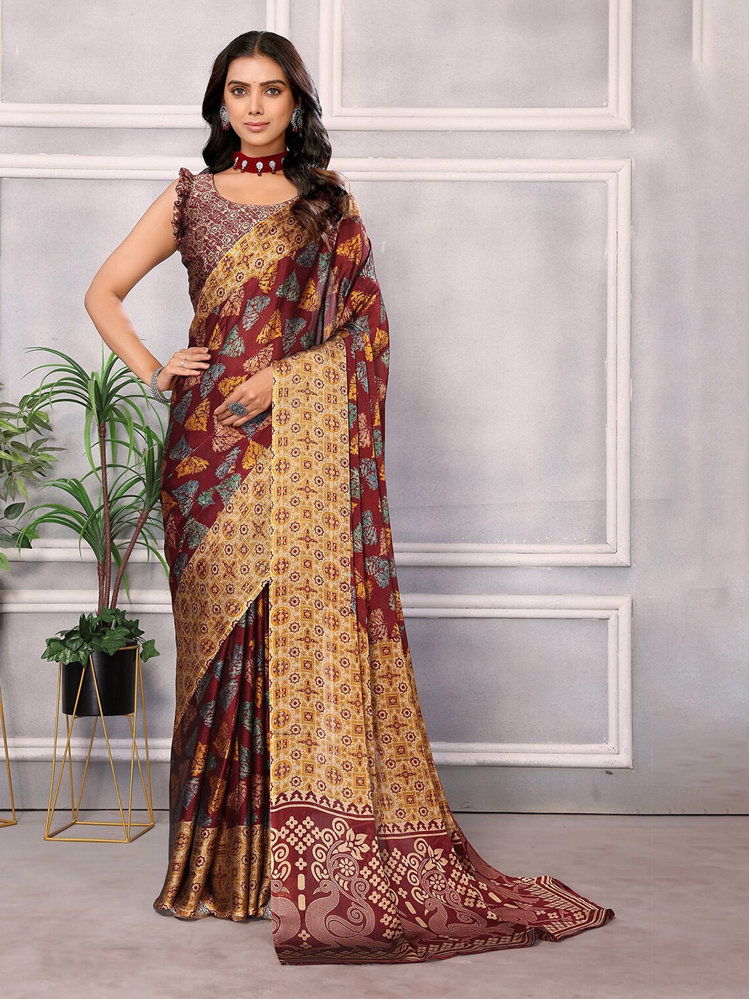 

HERE&NOW Floral Printed Pure Chiffon Saree, Red