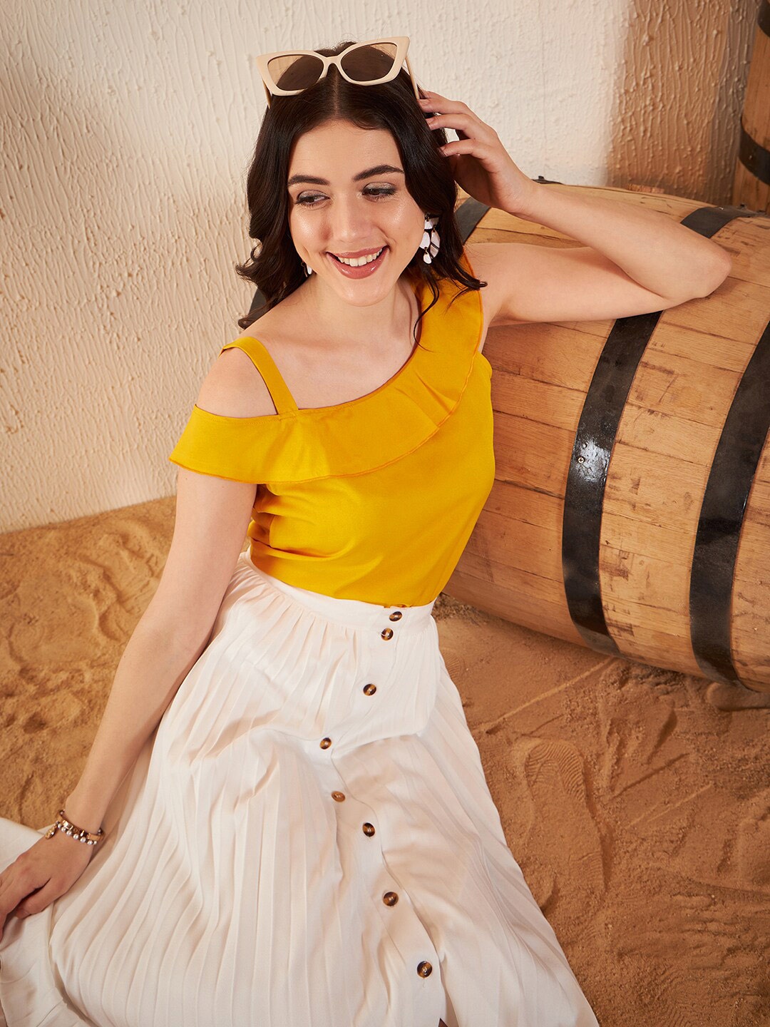 

DENNISON One Shoulder Ruffles Top, Mustard