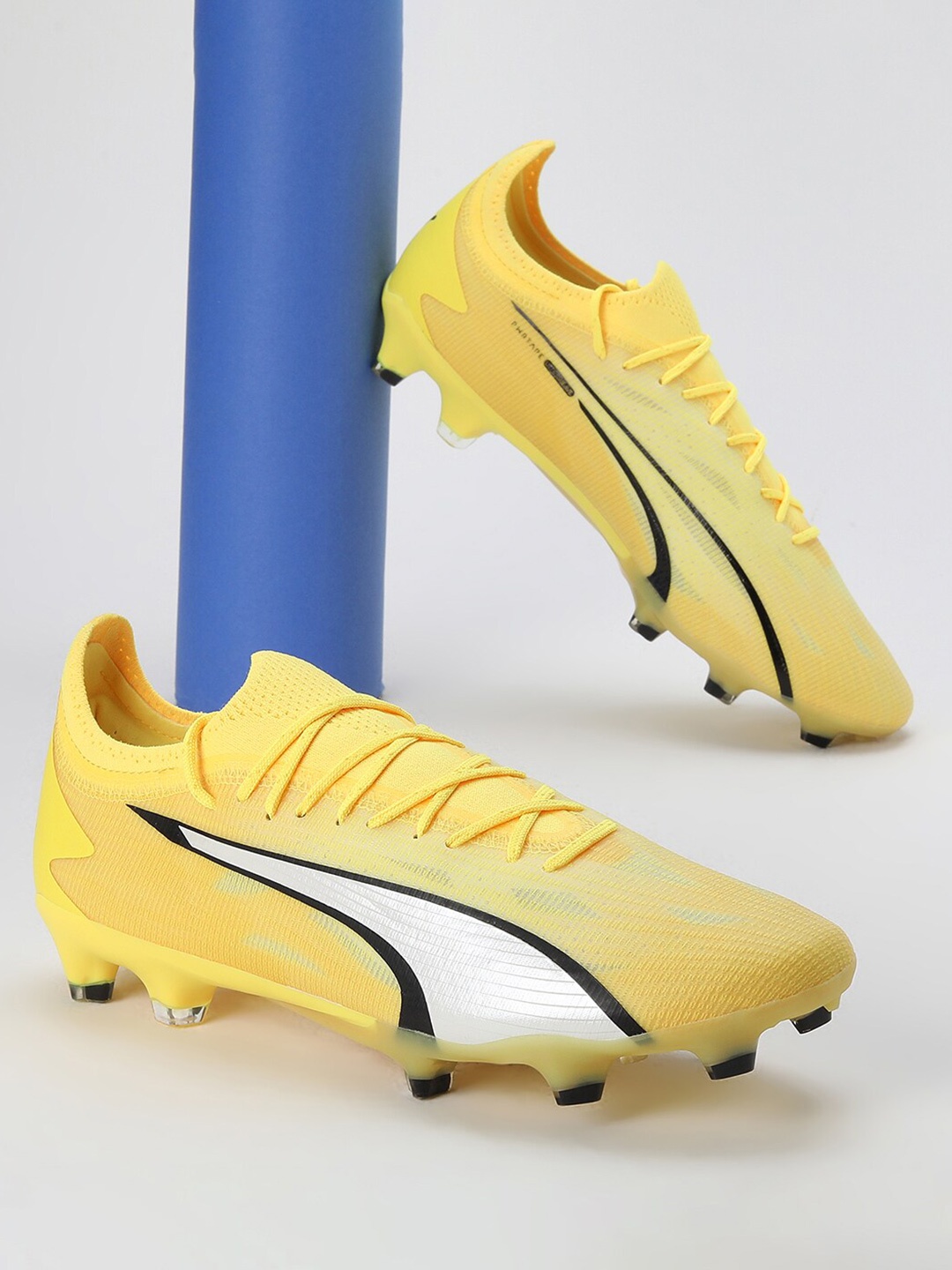 

Puma Unisex Ultra Ultimate Printed Football Shoes, Yellow