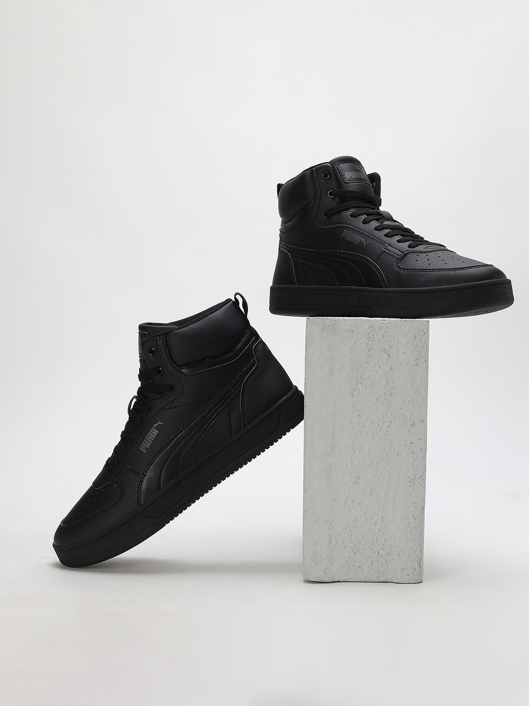 

Puma Unisex Caven 2.0 Mid Sneakers, Black