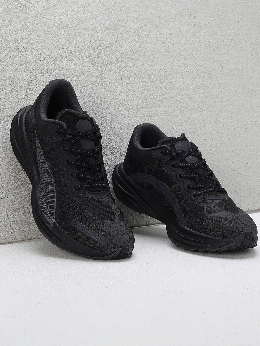 

Puma Men Deviate NITRO 2 WTRepel Trail Running Shoes, Black