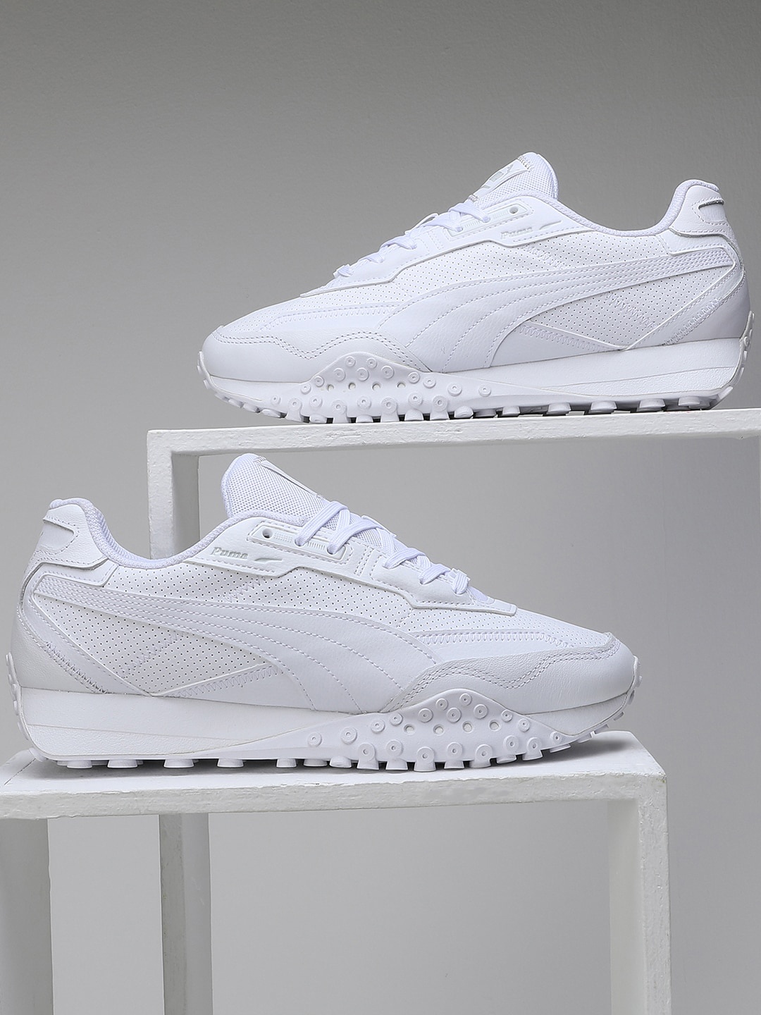

Puma Unisex Blktop Rider Leather Sneakers, White
