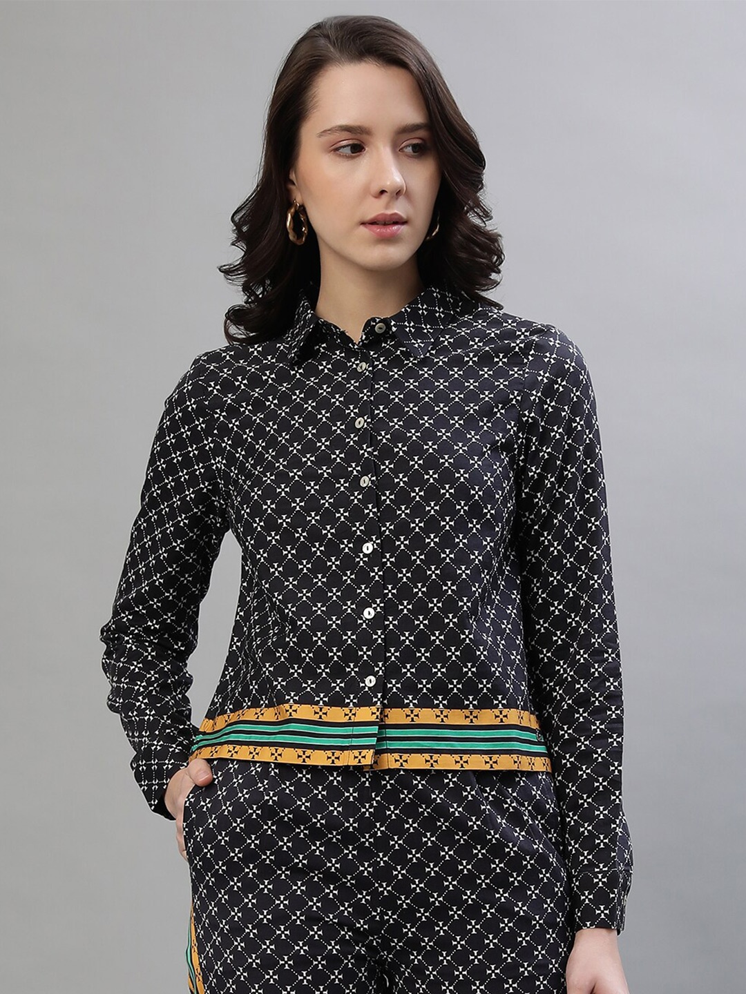 

Iconic Geometric Printed Oversized Cotton Casual Shirt, Black