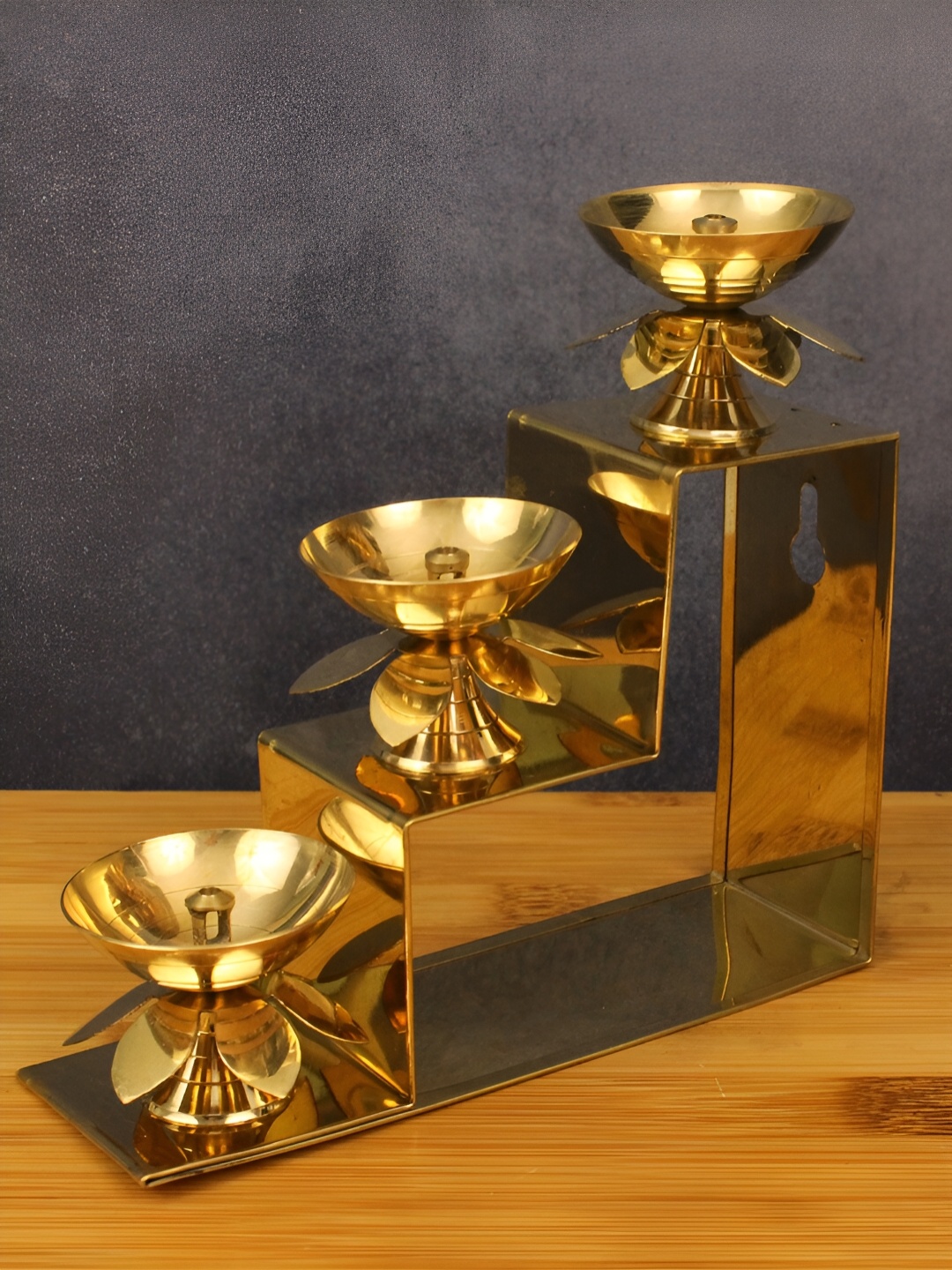

Spillbox Gold-Tone Brass 3 Step Diya