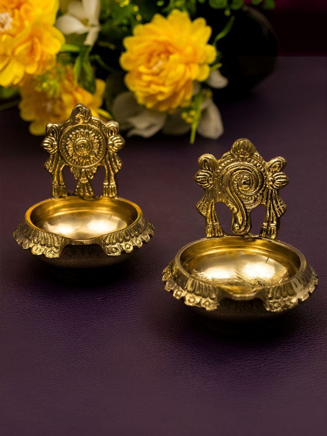 

Spillbox Gold-Toned Brass 2 Pieces Shangu Chakra Kuber Diya Pooja Essentials
